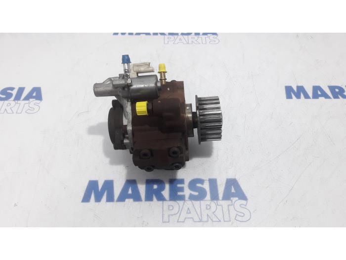 Gebruikte Brandstofpomp Mechanisch Peugeot 508 (8D) 1.6 HDiF 16V Prijs € 149,99 Margeregeling aangeboden door Maresia Parts