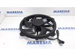 Gebruikte Koelvin Motor Fiat Scudo (270) 2.0 D Multijet Prijs € 50,00 Margeregeling aangeboden door Maresia Parts