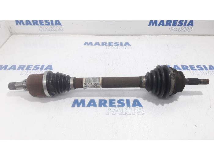 Gebruikte Steekas links-voor Citroen C4 Cactus (0B/0P) 1.6 Blue Hdi 100 Prijs € 105,00 Margeregeling aangeboden door Maresia Parts