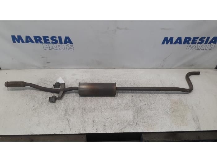 Gebruikte Uitlaat Middendemper Peugeot 208 I (CA/CC/CK/CL) 1.2 Vti 12V PureTech 82 Prijs € 84,99 Margeregeling aangeboden door Maresia Parts