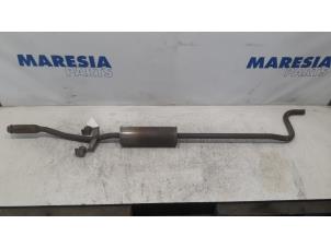 Gebruikte Uitlaat Middendemper Peugeot 208 I (CA/CC/CK/CL) 1.2 Vti 12V PureTech 82 Prijs € 84,99 Margeregeling aangeboden door Maresia Parts