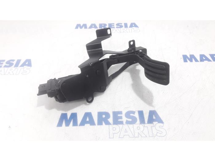 Gebruikte Gaspedaalpositie Sensor Peugeot Expert (G9) 2.0 HDi 120 Prijs € 30,00 Margeregeling aangeboden door Maresia Parts