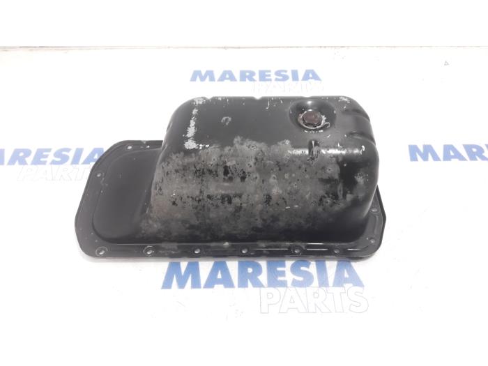 Gebruikte Carterpan Peugeot 508 (8D) 1.6 HDiF 16V Prijs € 29,99 Margeregeling aangeboden door Maresia Parts