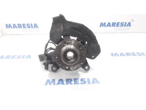 Gebruikte Asschenkel links-voor Peugeot Expert (G9) 2.0 HDi 120 Prijs € 50,00 Margeregeling aangeboden door Maresia Parts