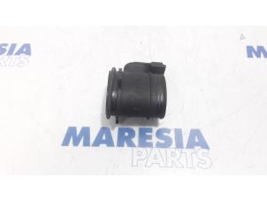 Gebruikte Luchthoeveelheidsmeter Citroen C5 III Berline (RD) 1.6 HDiF 16V Prijs € 25,00 Margeregeling aangeboden door Maresia Parts