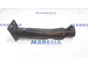 Gebruikte Subframe Fiat 500/595/695 1.4 T-Jet 16V Prijs € 25,00 Margeregeling aangeboden door Maresia Parts