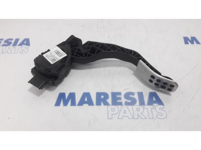 Gebruikte Gaspedaalpositie Sensor Citroen DS3 (SA) 1.6 16V VTS THP 155 Prijs € 29,90 Margeregeling aangeboden door Maresia Parts