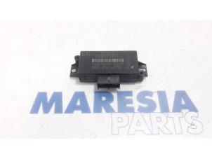Gebruikte PDC Module Renault Grand Scénic III (JZ) 1.5 dCi 110 Prijs € 75,00 Margeregeling aangeboden door Maresia Parts