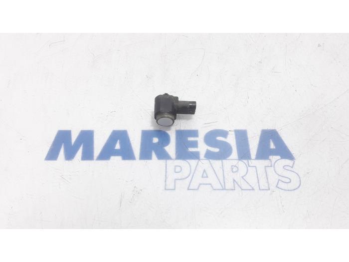 Gebruikte PDC Sensor Fiat Bravo (198A) 1.4 16V Prijs € 25,00 Margeregeling aangeboden door Maresia Parts
