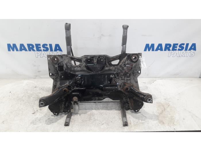 Gebruikte Subframe Peugeot 508 SW (8E/8U) 2.0 HDiF 16V Autom. Prijs € 74,90 Margeregeling aangeboden door Maresia Parts