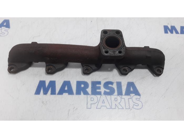 Gebruikte Spruitstuk Uitlaat Citroen C4 Grand Picasso (3A) 1.6 HDiF 115 Prijs € 24,95 Margeregeling aangeboden door Maresia Parts