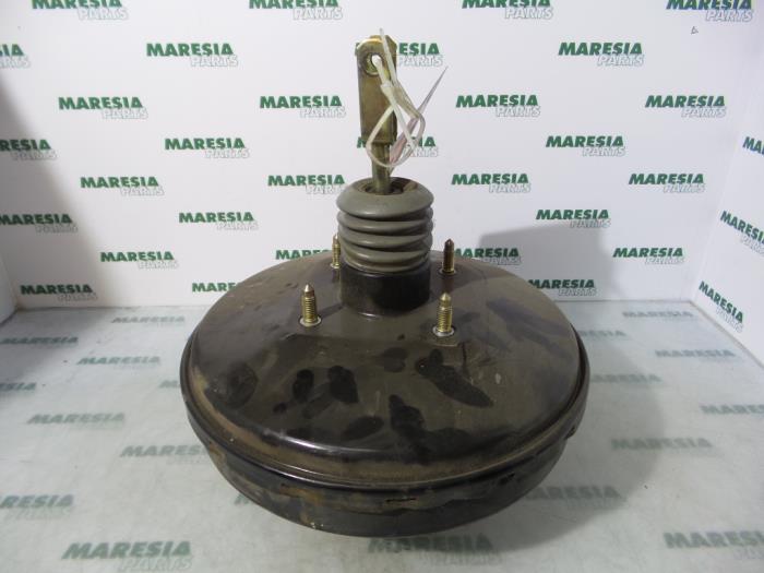 Gebruikte Rembol Renault Megane Scénic (JA) 2.0 RT Prijs € 35,00 Margeregeling aangeboden door Maresia Parts