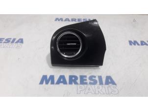 Gebruikte Luchtrooster Dashboard Fiat 500 (312) 1.2 69 Prijs € 25,00 Margeregeling aangeboden door Maresia Parts