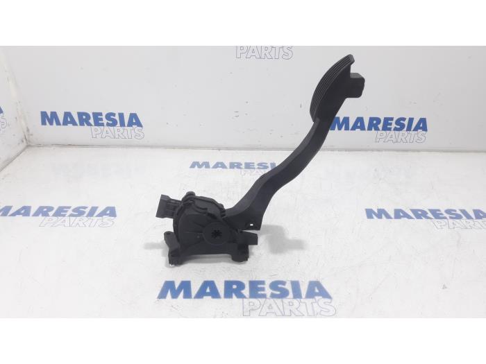Gebruikte Gaspedaalpositie Sensor Alfa Romeo Giulietta (940) 1.6 JTDm 16V Prijs € 50,00 Margeregeling aangeboden door Maresia Parts