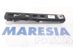 Gebruikte Veiligheidsgordel Geleider Peugeot 508 (8D) 1.6 HDiF 16V Prijs € 30,00 Margeregeling aangeboden door Maresia Parts