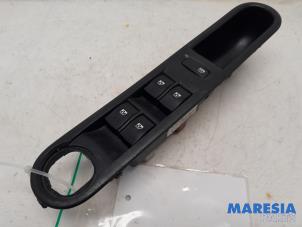 Gebruikte Combischakelaar ramen Renault Espace (JK) 2.0 16V Turbo Prijs € 30,00 Margeregeling aangeboden door Maresia Parts