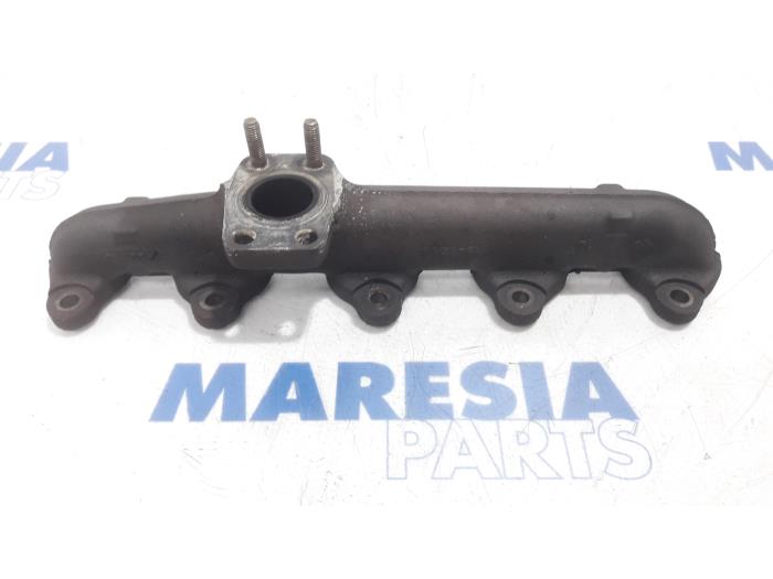 Gebruikte Spruitstuk Uitlaat Peugeot Partner Tepee (7A/B/C/D/E/F/G/J/P/S) 1.6 HDI 75 16V Prijs € 30,19 Inclusief btw aangeboden door Maresia Parts