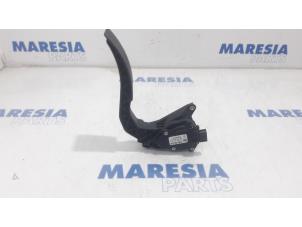 Gebruikte Gaspedaalpositie Sensor Renault Clio IV Estate/Grandtour (7R) 0.9 Energy TCE 12V Prijs € 20,00 Margeregeling aangeboden door Maresia Parts