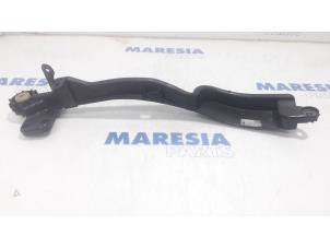 Gebruikte Subframe Peugeot 508 (8D) 1.6 HDiF 16V Prijs € 35,00 Margeregeling aangeboden door Maresia Parts