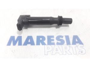 Gebruikte Bobine Peugeot 2008 (CU) 1.2 12V e-THP PureTech 110 Prijs € 12,50 Margeregeling aangeboden door Maresia Parts