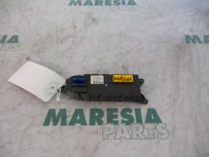 Gebruikte Computer Diversen Peugeot 607 (9D/U) 2.2 16V Prijs € 85,00 Margeregeling aangeboden door Maresia Parts