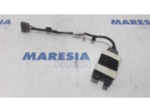 Gebruikte Computer Diversen Renault Master III (FV) 2.3 dCi 110 16V FWD Prijs € 102,85 Inclusief btw aangeboden door Maresia Parts