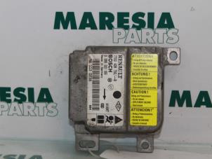 Gebruikte Airbag Module Renault Clio Prijs € 100,00 Margeregeling aangeboden door Maresia Parts