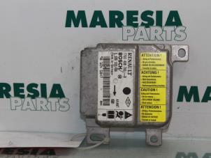 Gebruikte Airbag Module Renault Clio Prijs € 100,00 Margeregeling aangeboden door Maresia Parts