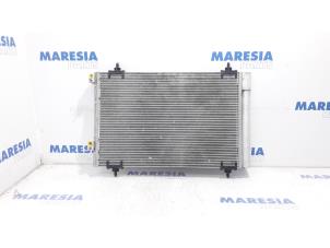 Gebruikte Airco Condensor Peugeot 3008 I (0U/HU) 1.6 16V THP 155 Prijs € 35,00 Margeregeling aangeboden door Maresia Parts