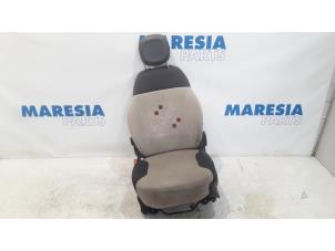 Gebruikte Voorstoel links Fiat Panda (312) 0.9 TwinAir 65 Prijs € 236,25 Margeregeling aangeboden door Maresia Parts