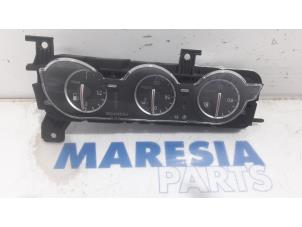 Gebruikte Display Interieur Alfa Romeo 159 (939AX) 1.9 JTDm Prijs € 50,00 Margeregeling aangeboden door Maresia Parts