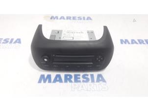 Gebruikte Radio CD Speler Fiat Fiorino (225) 1.3 D 16V Multijet Prijs € 127,05 Inclusief btw aangeboden door Maresia Parts