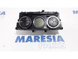 Gebruikte Chaufage Bedieningspaneel Citroen DS3 (SA) 1.2 12V PureTech 82 Prijs € 35,00 Margeregeling aangeboden door Maresia Parts