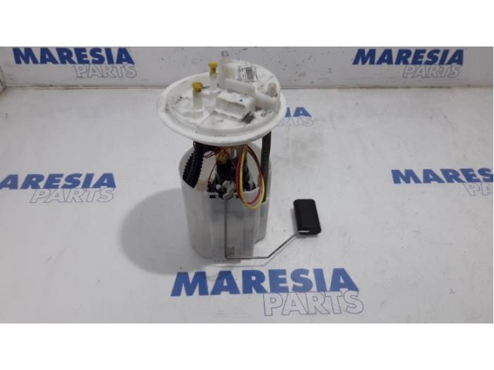 Gebruikte Tank element Pomp Fiat Fiorino (225) 1.3 D 16V Multijet Prijs € 42,35 Inclusief btw aangeboden door Maresia Parts