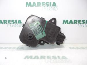 Gebruikte Kachelklep Motor Renault Espace (JK) 2.0 16V Turbo Prijs € 25,00 Margeregeling aangeboden door Maresia Parts