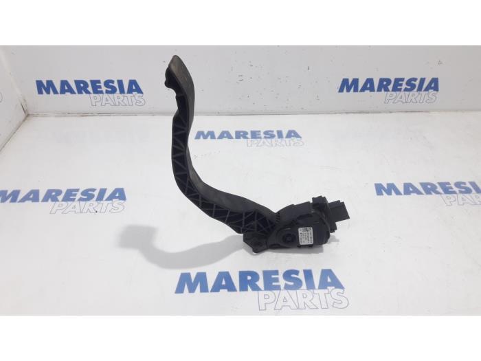 Gebruikte Gaspedaalpositie Sensor Citroen C3 Picasso (SH) 1.4 16V VTI 95 Prijs € 25,00 Margeregeling aangeboden door Maresia Parts
