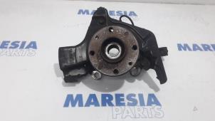 Gebruikte Fusee rechts-voor Alfa Romeo MiTo (955) 1.3 JTDm 16V Eco Prijs € 65,00 Margeregeling aangeboden door Maresia Parts