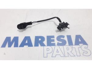 Gebruikte Sensor (overige) Peugeot 207 CC (WB) 1.6 16V Prijs € 25,00 Margeregeling aangeboden door Maresia Parts