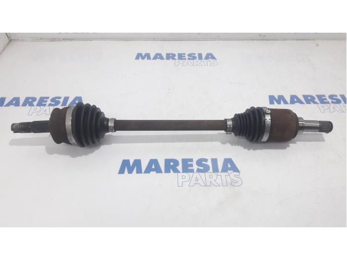Gebruikte Steekas links-voor Fiat Panda (312) 0.9 TwinAir 65 Prijs € 50,00 Margeregeling aangeboden door Maresia Parts