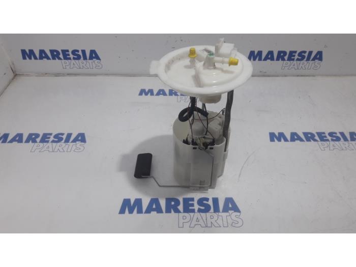 Gebruikte Tank element Pomp Fiat Panda (312) 0.9 TwinAir 65 Prijs € 34,95 Margeregeling aangeboden door Maresia Parts