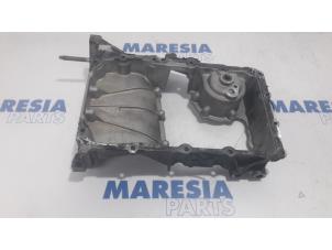 Gebruikte Carterpan Peugeot 208 I (CA/CC/CK/CL) 1.2 Vti 12V PureTech 82 Prijs € 49,00 Margeregeling aangeboden door Maresia Parts