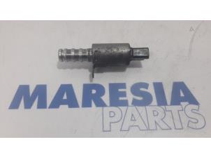 Gebruikte Nokkenas Sensor Peugeot 208 I (CA/CC/CK/CL) 1.2 Vti 12V PureTech 82 Prijs € 35,00 Margeregeling aangeboden door Maresia Parts