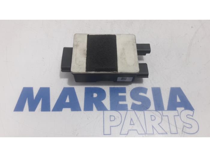 Gebruikte Computer Diversen Renault Master III (MA/MB/MC/MD/MH/MF/MG/MH) 2.3 dCi 16V RWD Prijs € 102,85 Inclusief btw aangeboden door Maresia Parts