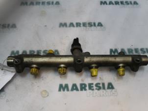 Gebruikte Verstuiver brug Lancia Phedra 2.2 JTD 16V Prijs € 105,00 Margeregeling aangeboden door Maresia Parts