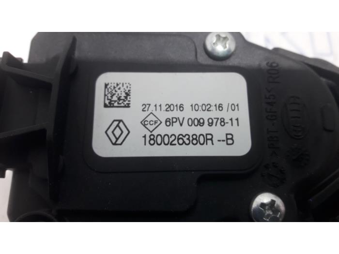 Sensor Gaspedaalpositie van een Renault Captur I (2R) 1.2 TCE 16V EDC 2017