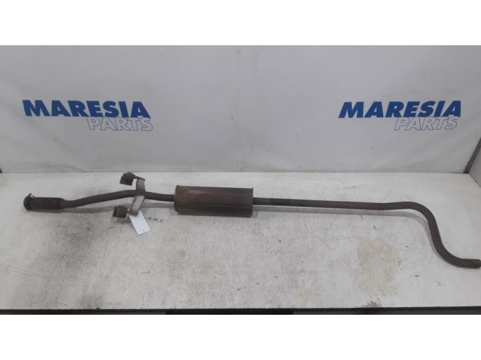 Gebruikte Uitlaat Middendemper Peugeot 208 I (CA/CC/CK/CL) 1.0 Vti 12V PureTech Prijs € 105,00 Margeregeling aangeboden door Maresia Parts