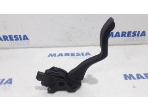 Sensor Gaspedaalpositie van een Peugeot 208 I (CA/CC/CK/CL) 1.0 Vti 12V PureTech 2013