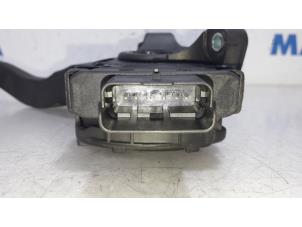 Sensor Gaspedaalpositie van een Peugeot 208 I (CA/CC/CK/CL) 1.0 Vti 12V PureTech 2013