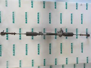 Gebruikte Stuurhuis Renault Clio II (BB/CB) 1.2 Prijs € 50,00 Margeregeling aangeboden door Maresia Parts