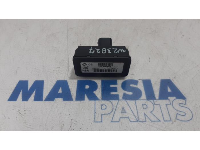 Gebruikte Esp computer Renault Megane III Grandtour (KZ) 1.5 dCi 110 Prijs € 105,00 Margeregeling aangeboden door Maresia Parts
